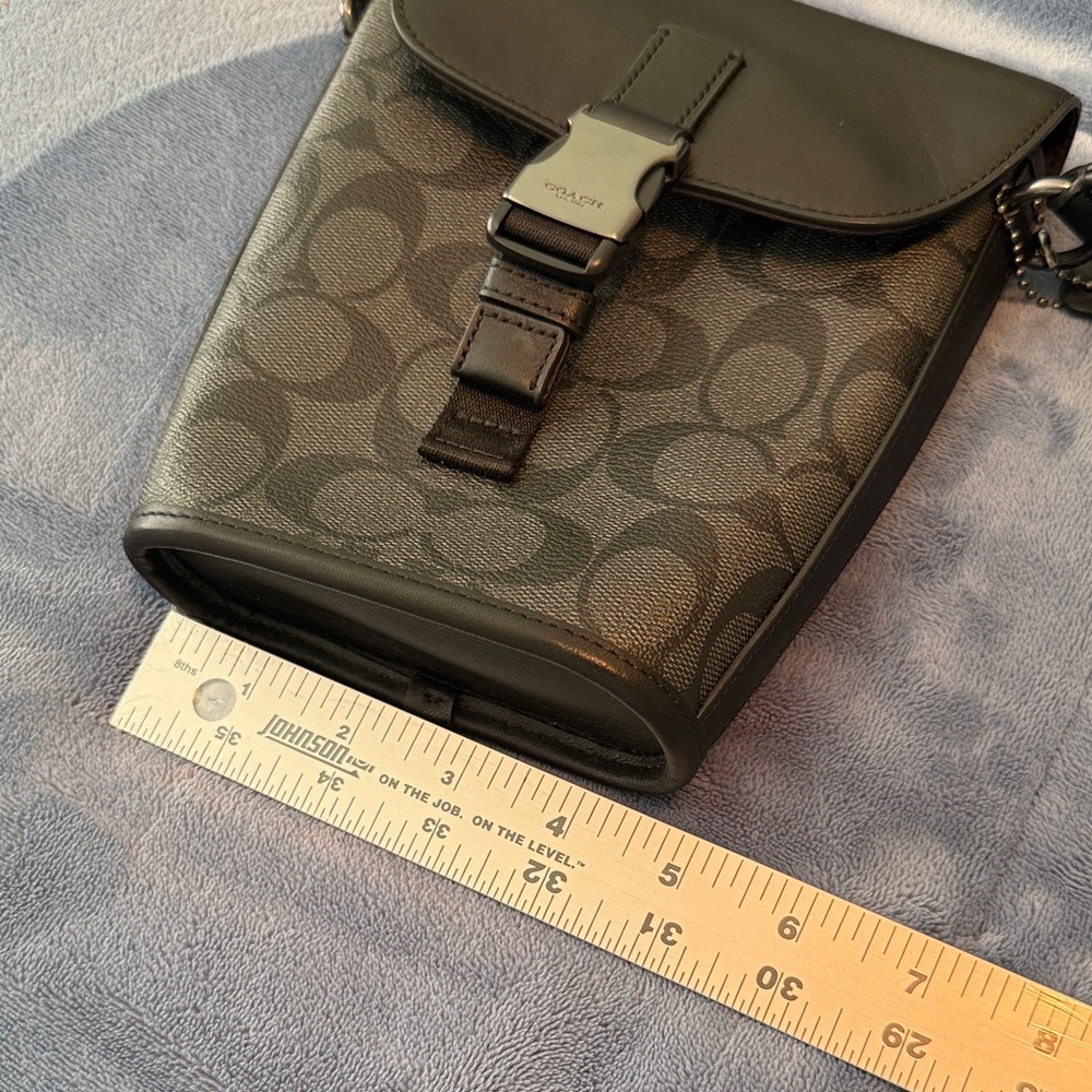 Coach Crossbody Bag - Picture 10 of 10